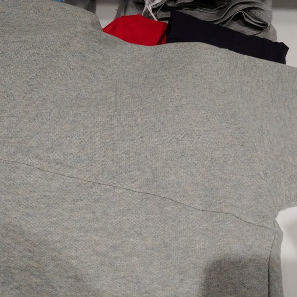 Advika slouchy short grey shirt - Picture 7 of 7